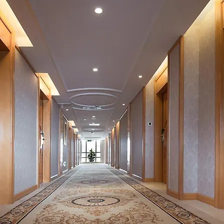 Vienna Dongguan Songhu Huahai 3*